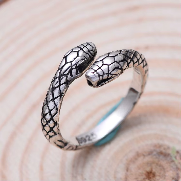 خاتم قابل للتخصيص بنمط ثعبان فضي عتيق . Customizable Antique Silver Snake
