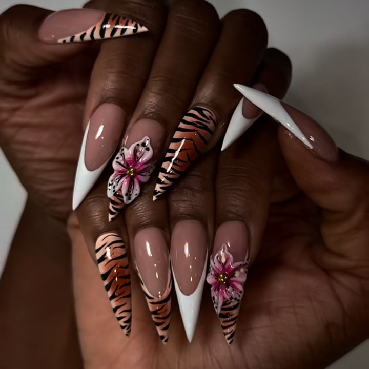 Artificial Fingernails 