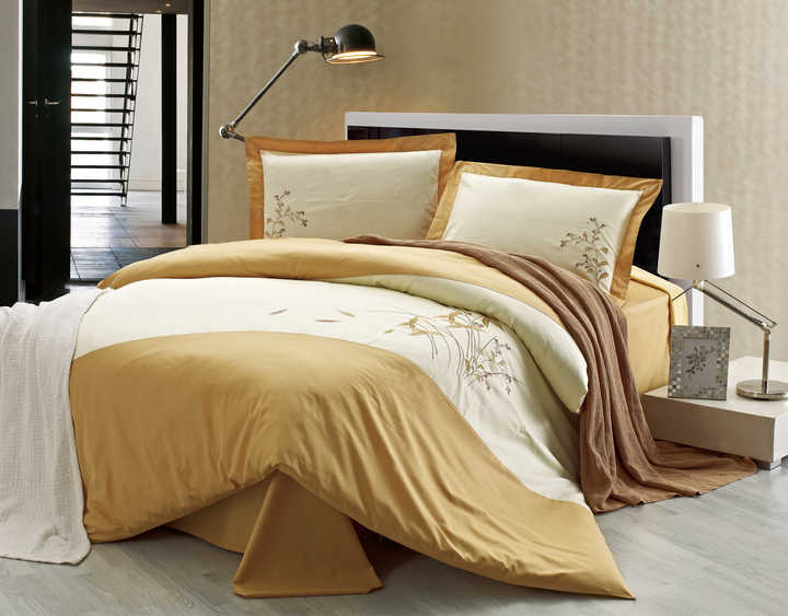 Luxury Satin King Size Hotel Bedding Set 