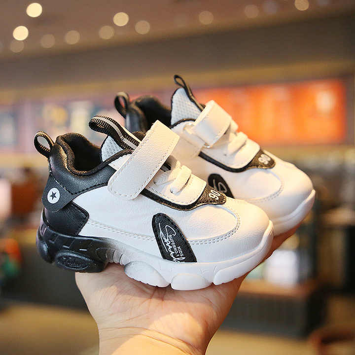 children's sneakers 
