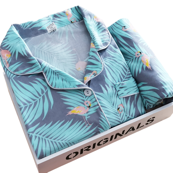 Women's pajamas 