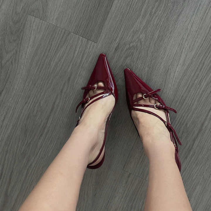 Elegant women's heels 