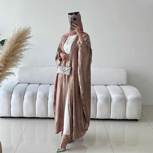 عبايه ملونه انيقه و عصريه