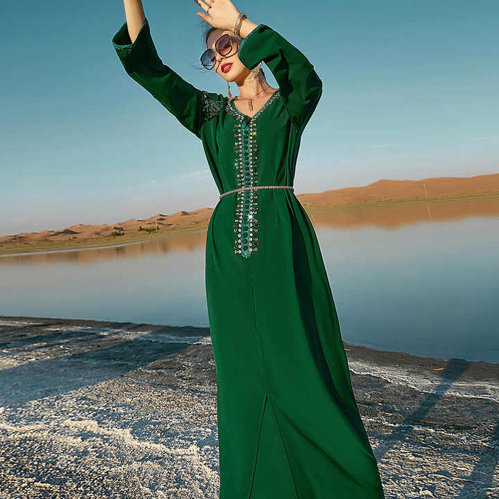 Luxury caftans and galaniyyahs 