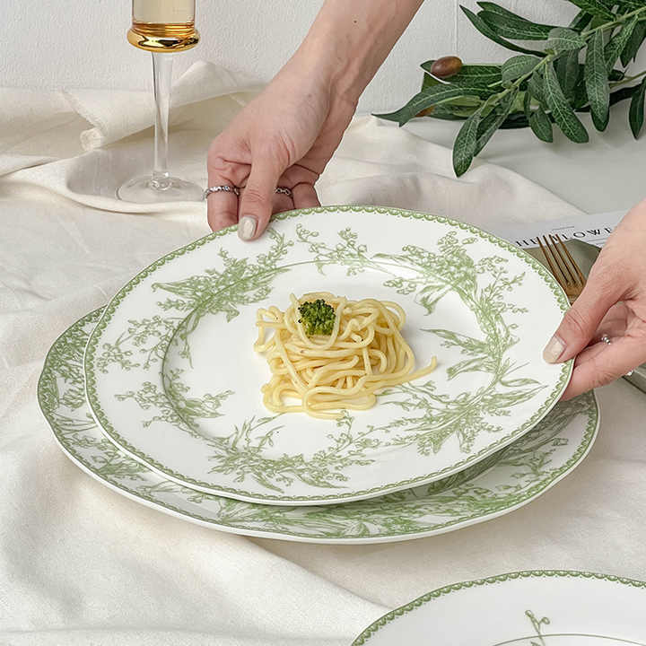 طقم أطباق وأوعية على الطراز الرعوي Pastoral Style Plate and Bowl Set
