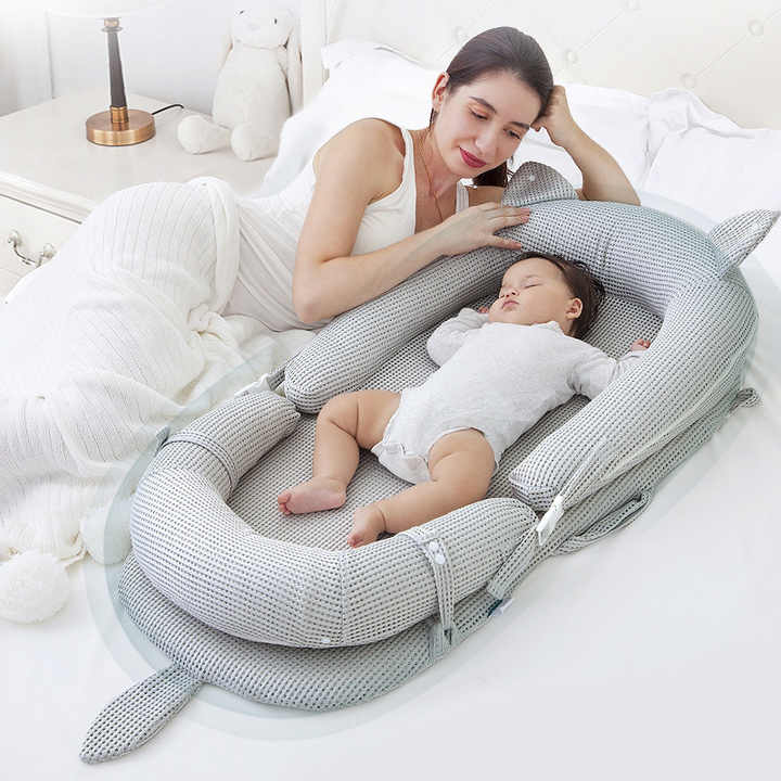 3D Breathable Mesh Baby Bed 
