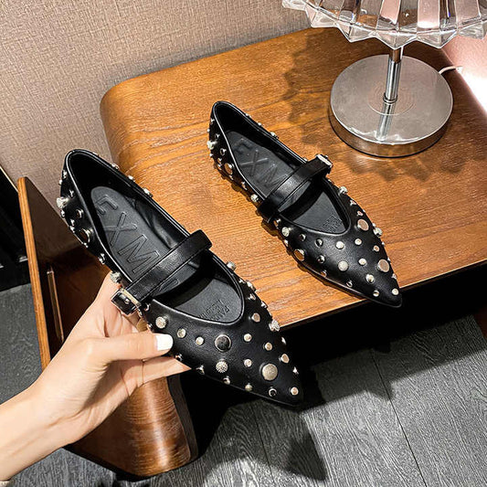 Women's flat shoes 