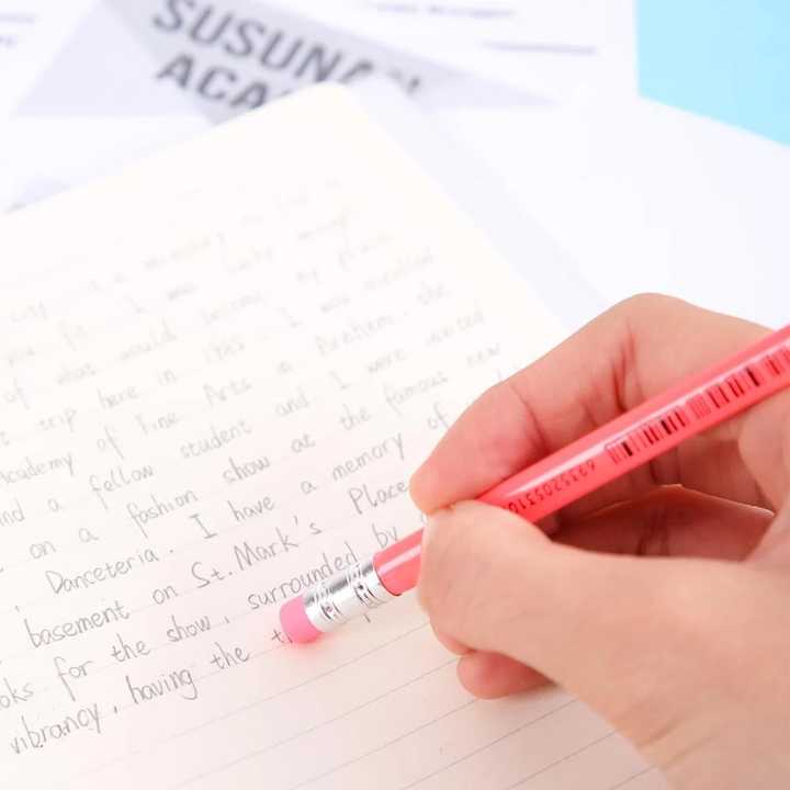 اقلام  رصاص