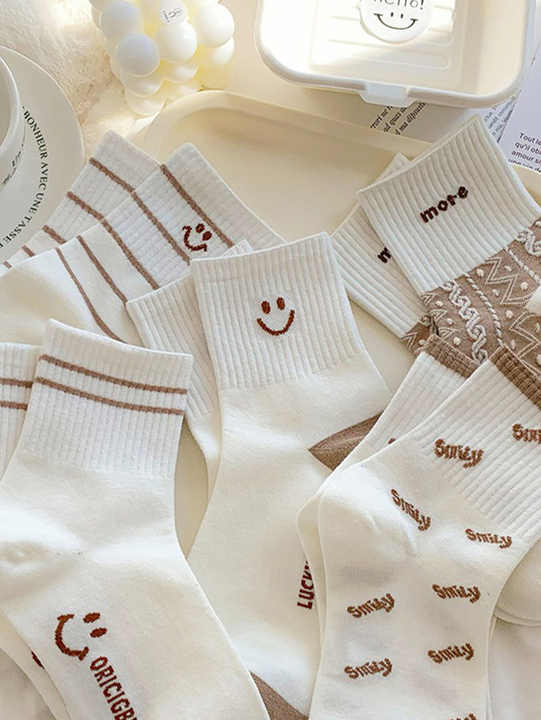 Comfortable women's socks 