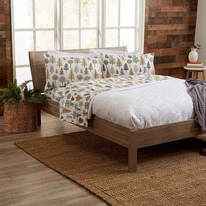 Ultra-soft microfiber lodge print 4-piece sheet set. 