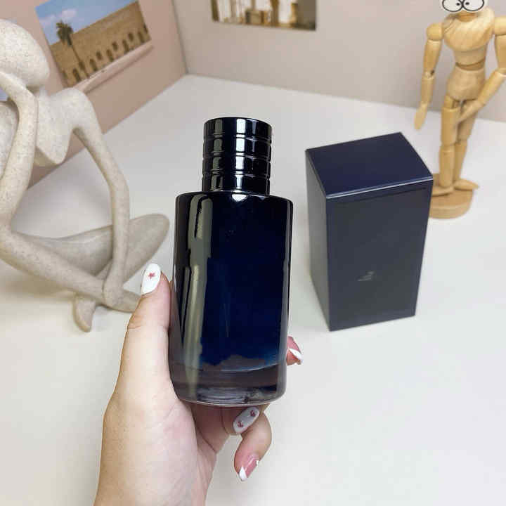 perfume spray 