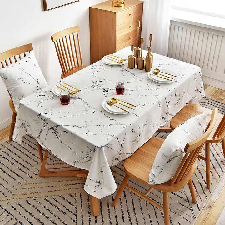 tablecloths 