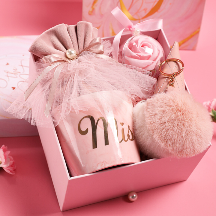 مخصص لوصيفات العروس -  Custom High Quality Luxury Wedding