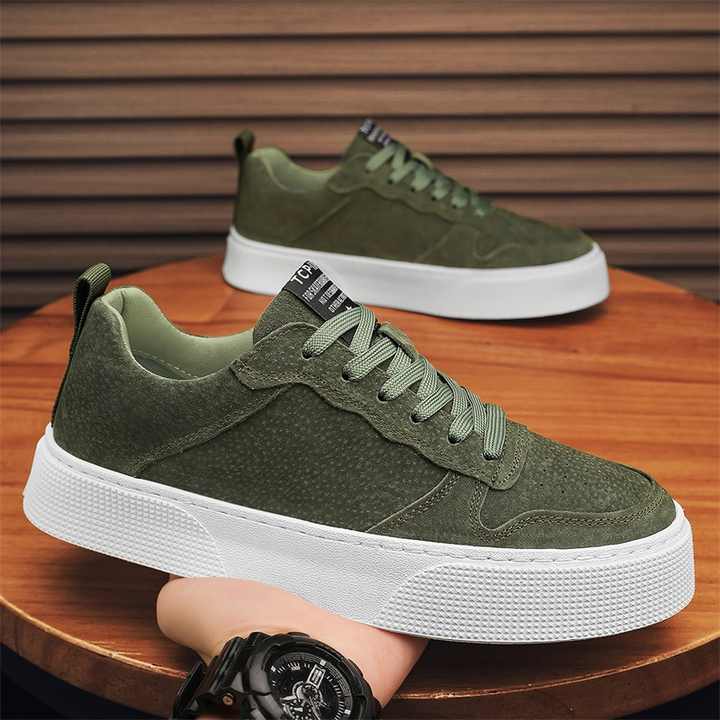 Lightweight casual sports shoes 