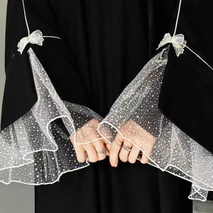 Black closed abaya 