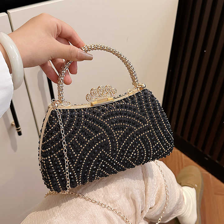 حقائب سهرات نسائية سهرة جديدة للنساء