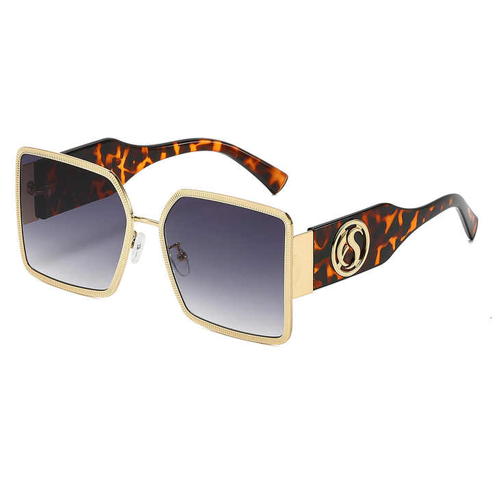 Women's glasses 