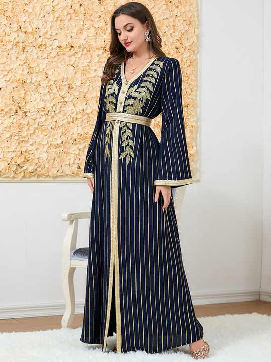 Elegant caftans and jalabiyas 