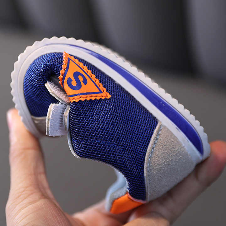 High quality boys' sports shoes 