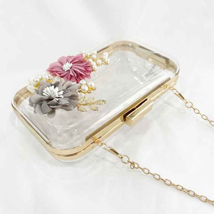 حقائب يد وحقائب يد أكريليك شفافة مزينة بالورود للنساء