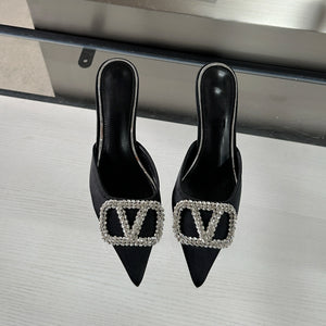 Elegant women's heels 