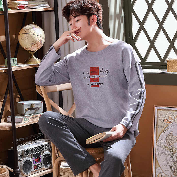 Men's cotton pajamas for the season 