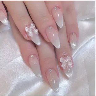 nails - fingernails 