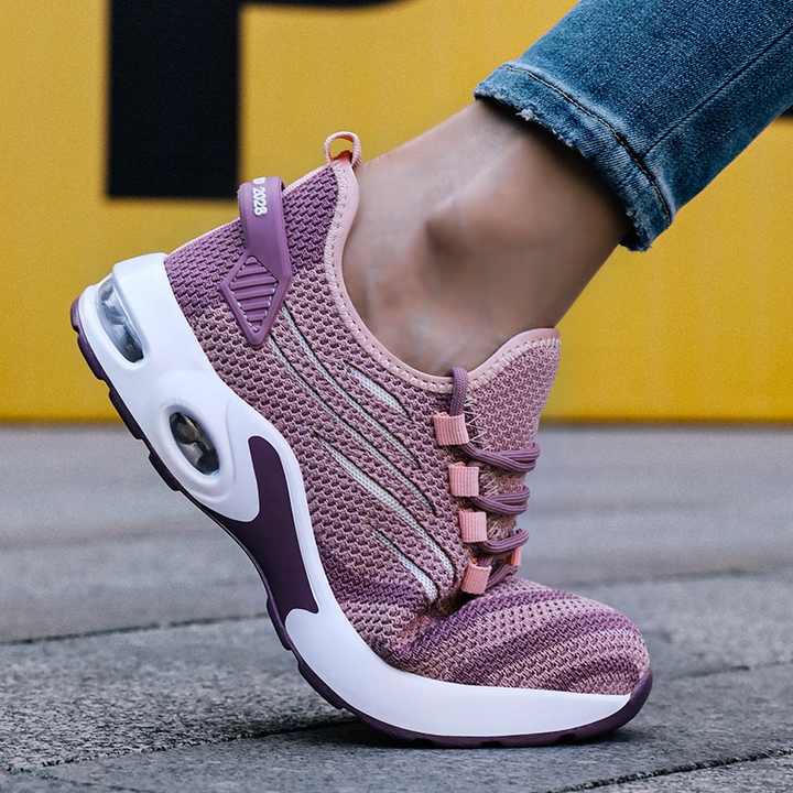 Women's sneakers 