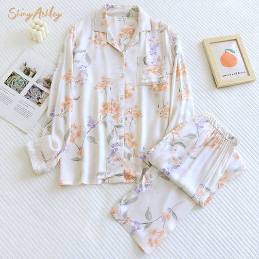 Women's sleepwear 