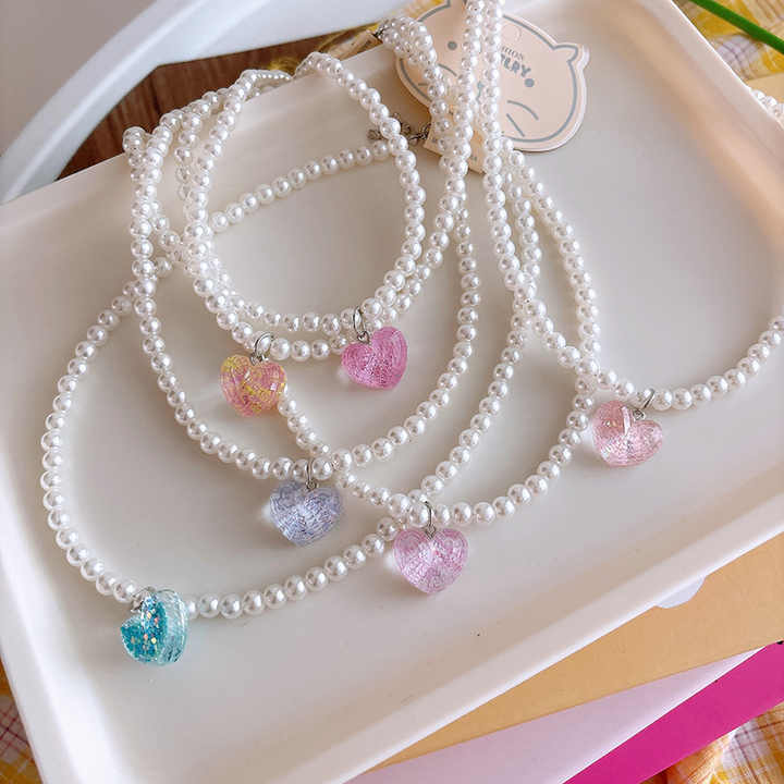 Children's Accessories Necklace with an Attractive Heart Shaped Pendant 
