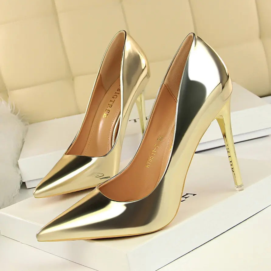 Women's heel 