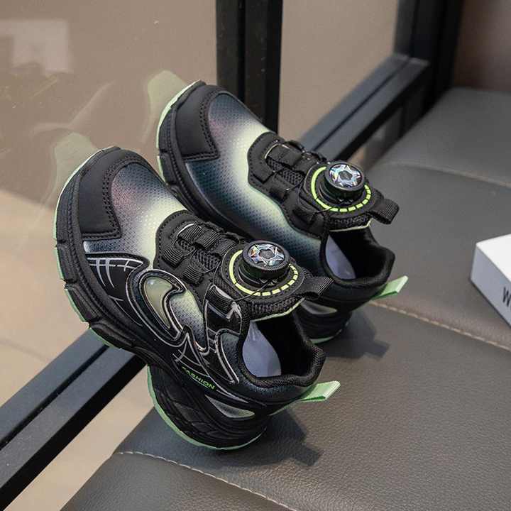 حذاء رياضي اولاد