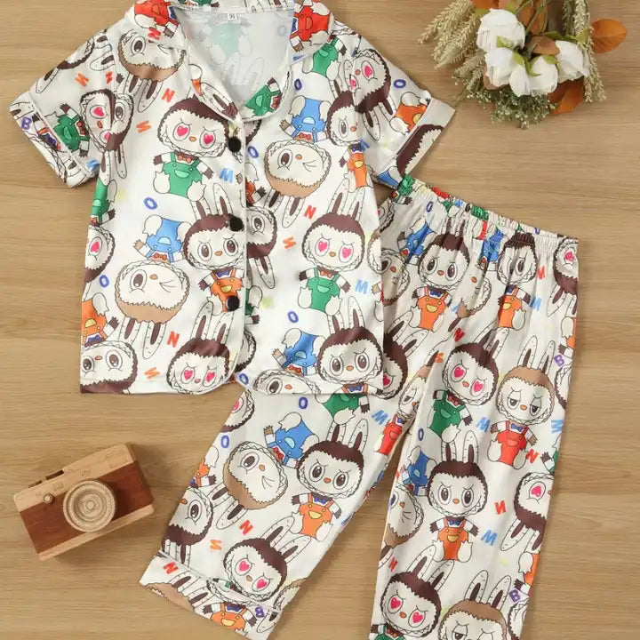 Long-sleeved children's pajamas