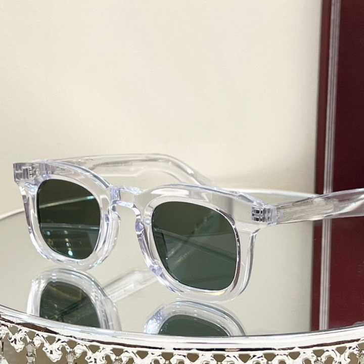 نظارات نسائية شمسيسه فاخره و كلاسيكيه - Luxury and classic women's sunglasses