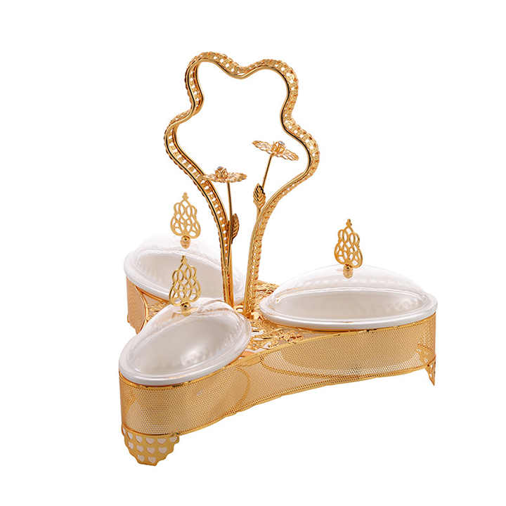 Qian Hu Turkish Luxury Golden Metal Plastic Dry Snack Tray Fruit Plates with Lid 