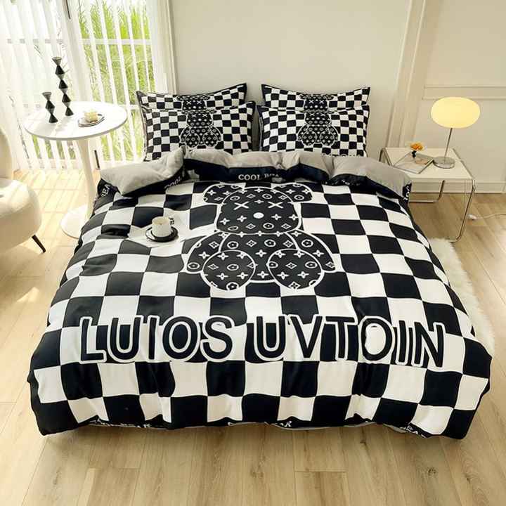 bedspread 