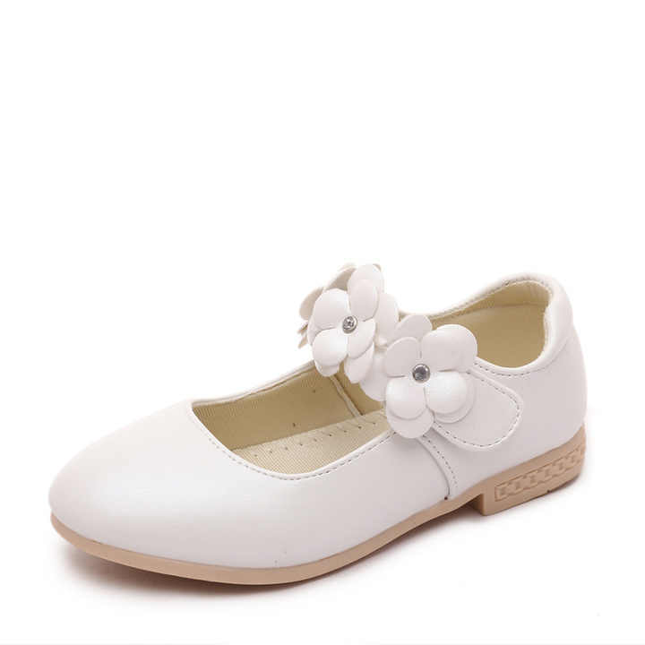 children's shoes 