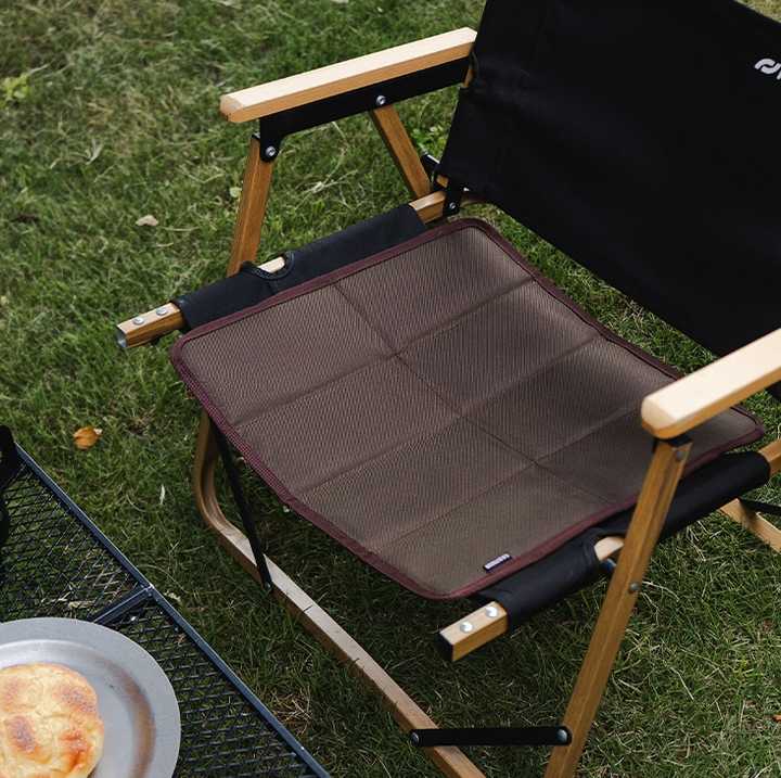 Durable, lightweight, foldable, waterproof outdoor pillow 