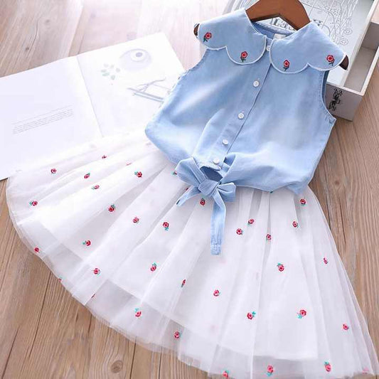 الصيف الفتيات مجموعة ملابس الدنيم زهرة المطرزة التلبيب 2022 Summer Girls Clothing Set Denim Flower Embroidered Lapel Top + Net Yarn Skirt 2 Pieces Suit Princess Baby Kids Children Clothes