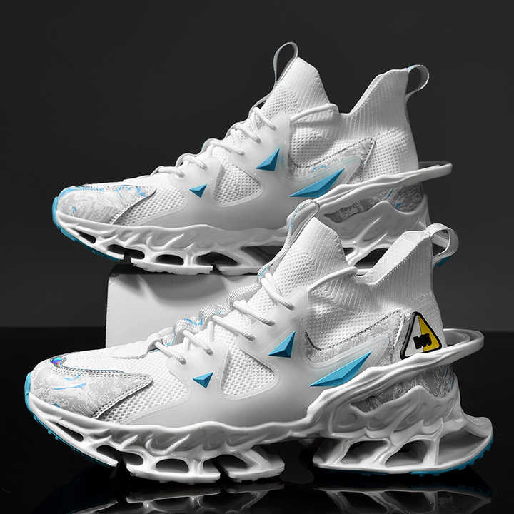 Men's sports shoes 