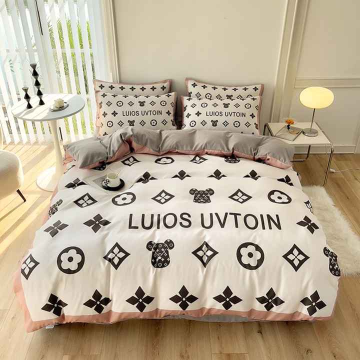 bedspread 