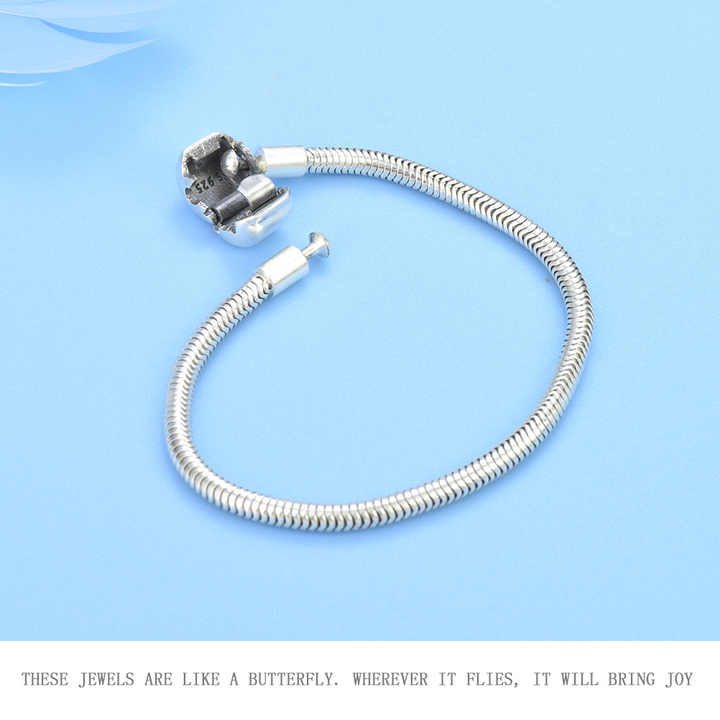 سوار بسيط من الفضة الإسترلينية عيار . Simple 925 Sterling Silver Bracelet with