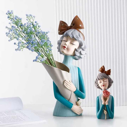 Girly Floral Bouquet Scandinavian Design Resin Decor 