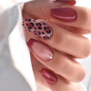 Artificial Fingernails 