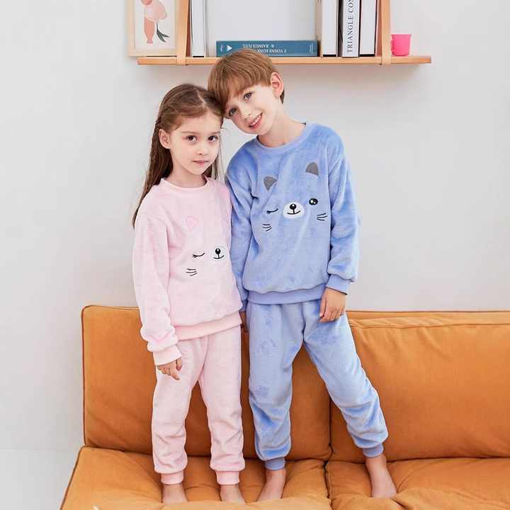 Long sleeve winter pajamas set 