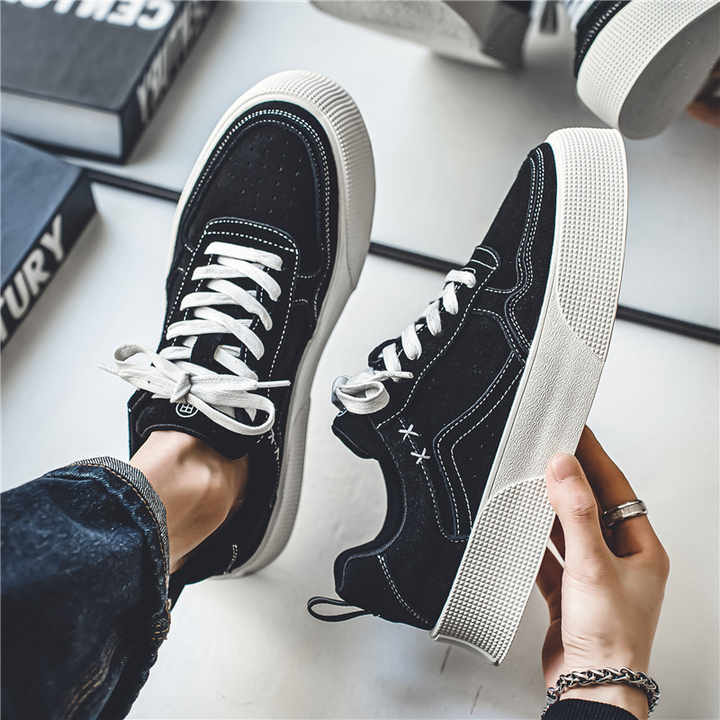 New board shoes for students 