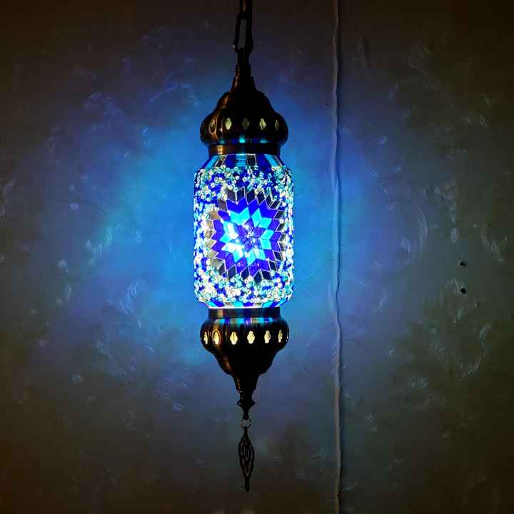 wall and ceiling lights 