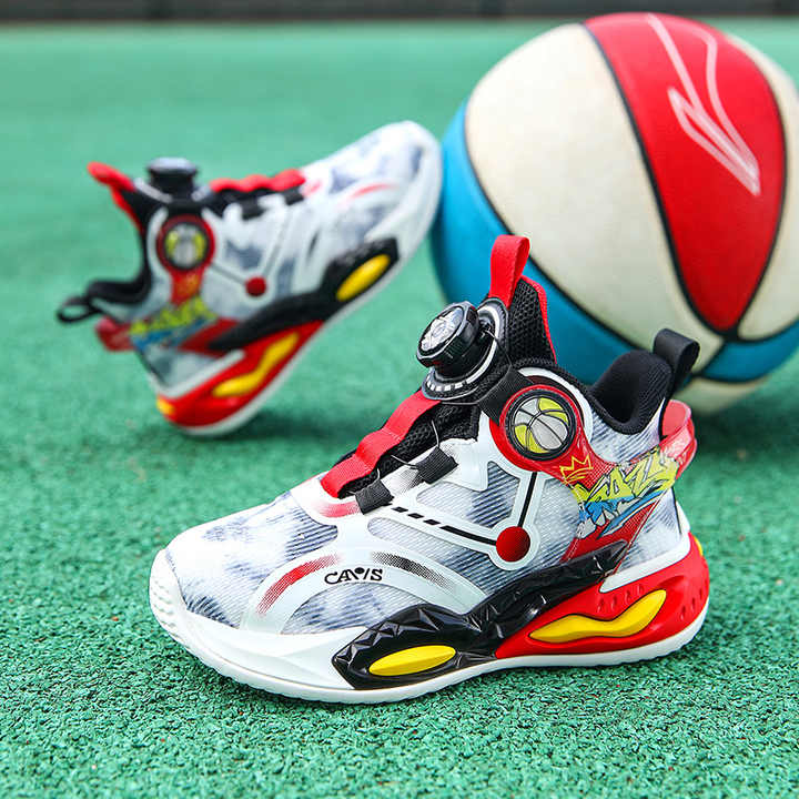 أحذية كرة السلة للأطفال ذات الرقبة . Kids High Top Basketball Shoes