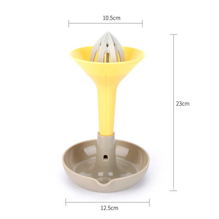 Manual lemon squeezer, cutting boards and equipment 