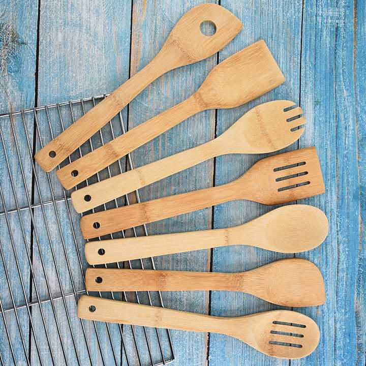 ملاعق خشبيه,Wooden spoons